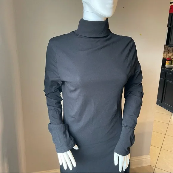 SHEIN BASICS Black Cotton High Neck Solid Bodycon Dress
Size XL for size 12-14 - Picture 11 of 14